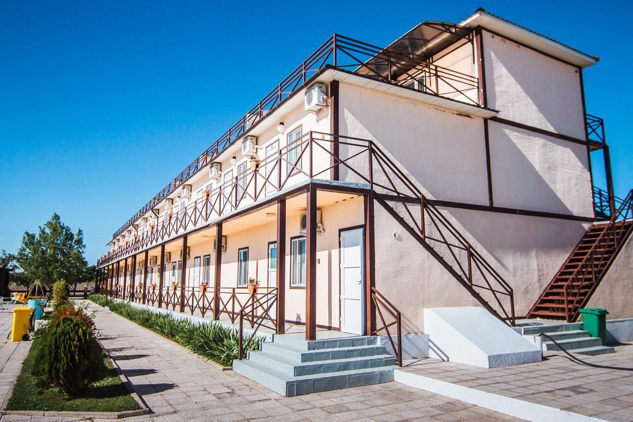Picnic Park Hotel Shenggeldi Buitenkant foto