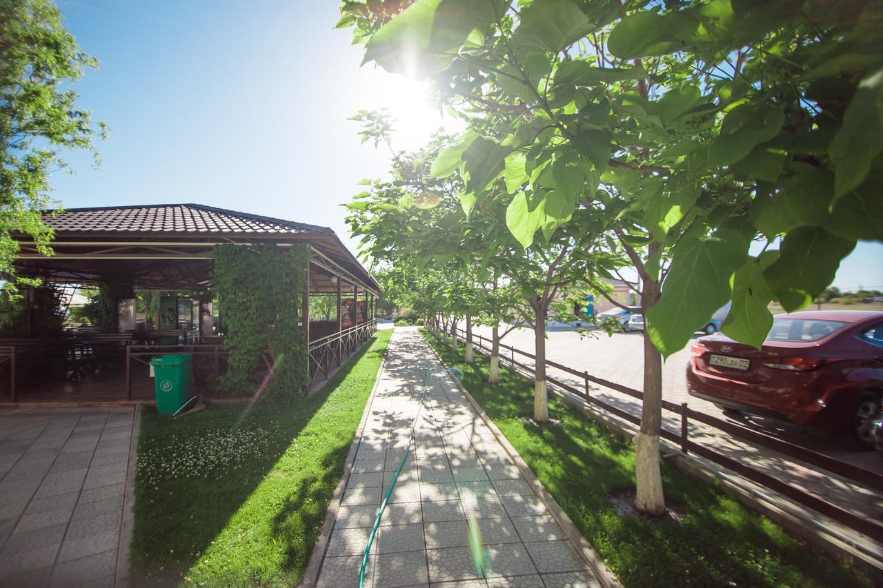 Picnic Park Hotel Shenggeldi Buitenkant foto